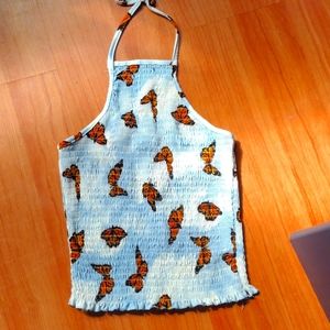 A crop top very stretchy and comfortable